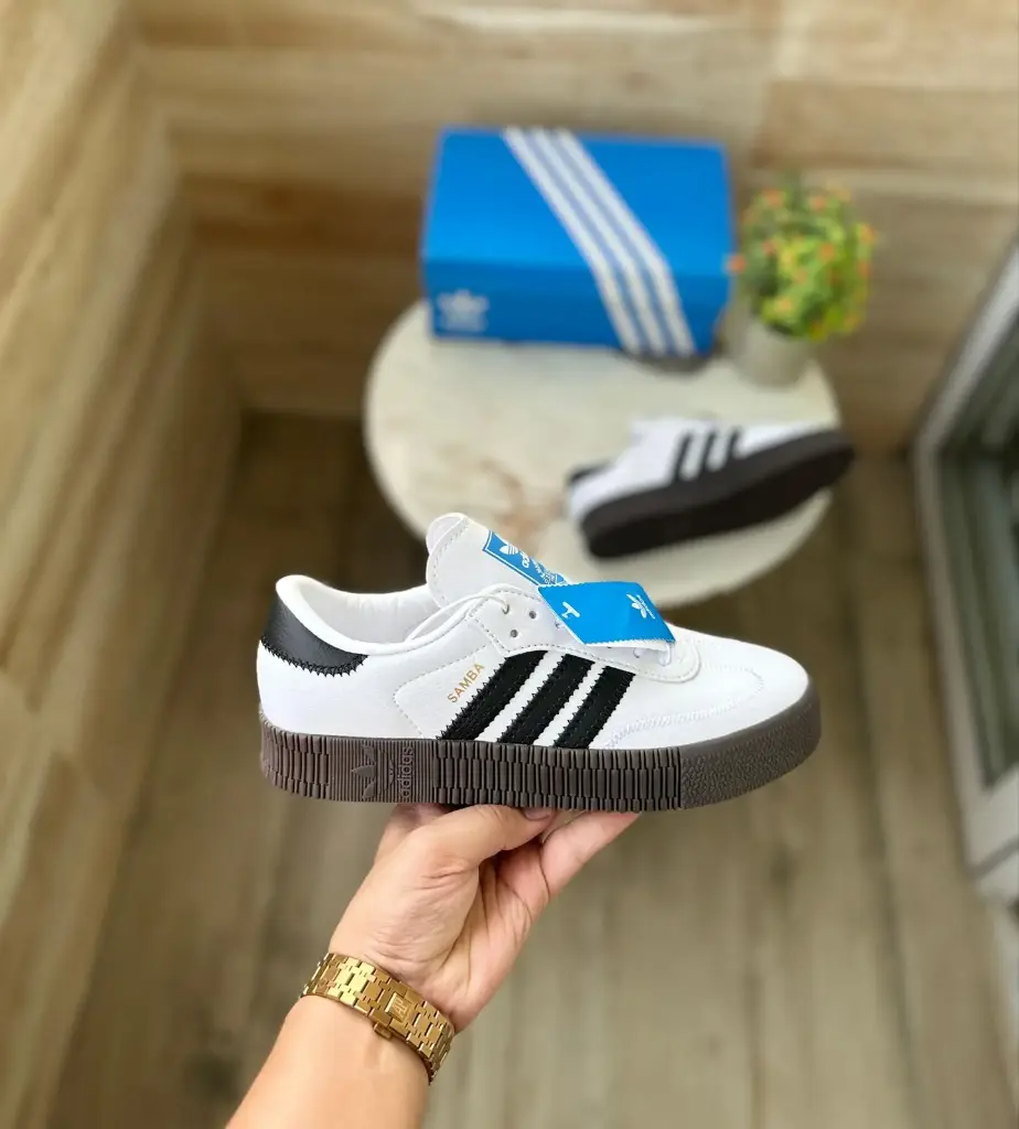 ADIDAS  ORIGINALS SAMBAROSE🖤🖤