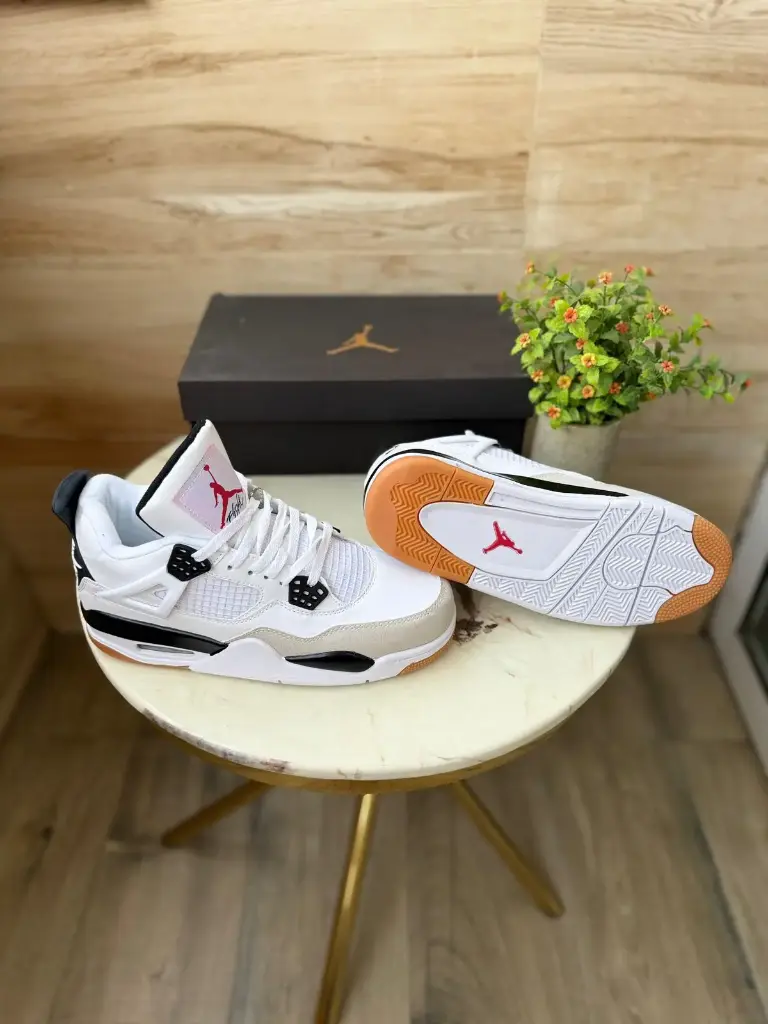 Air Jordan Retro 4 Sapphire Black (Master Quality)