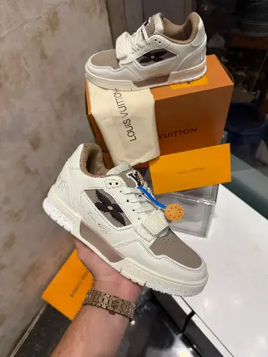 Louis Vuitton Stripe Trainer 2024🔥  Og box 📦 Dust Bag,Card,Bill